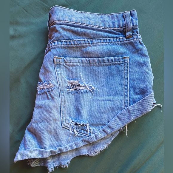 Jean shorts - Picture 2 of 4